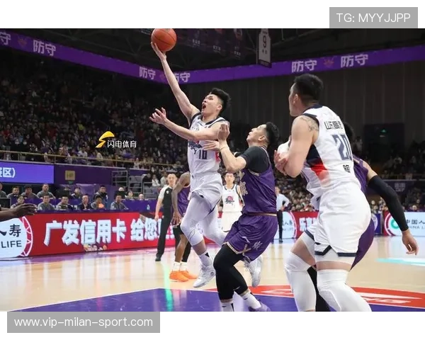 山东高速男篮外线火力全开，三分球攻势惊艳新赛季