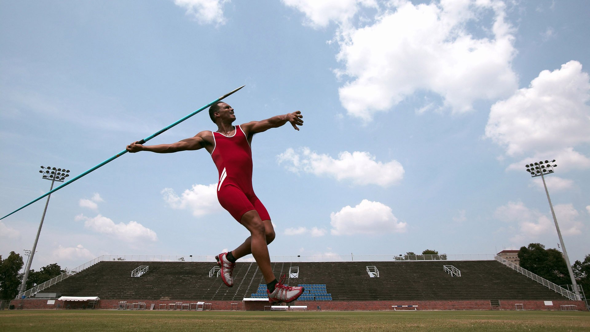 “徒步定向越野:东部新区赛场挑战身体与智慧的极限”